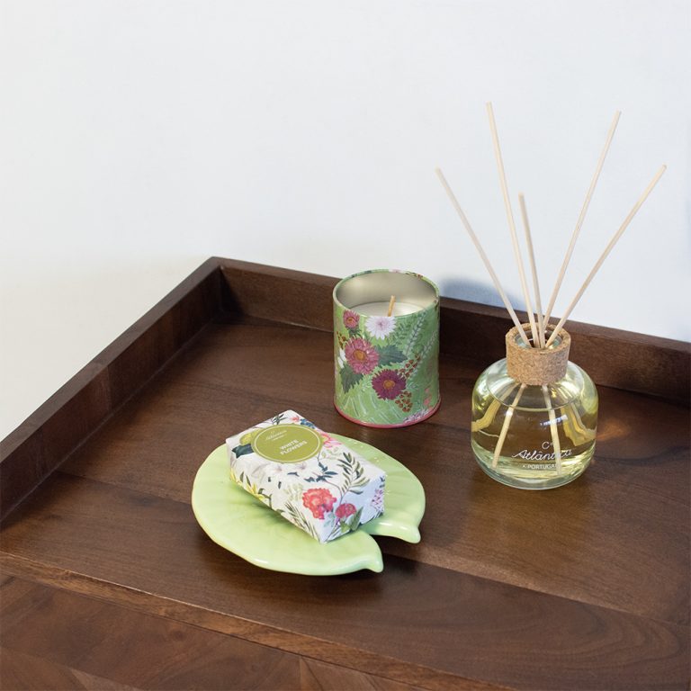 Pack Fleurs - Désodorisant + Bougie + Savon + Assiette