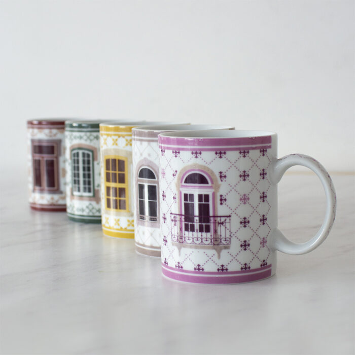 As canecas ROSSIO tem capacidade de 300ml