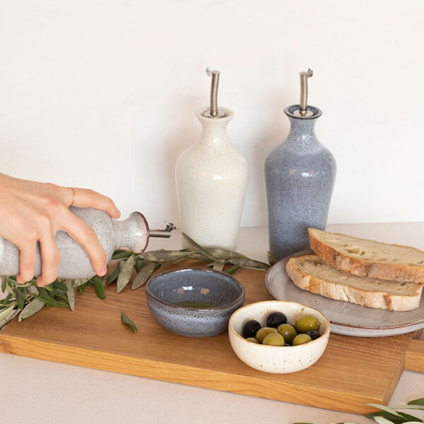 Conjunto verde de Galheteiro e Tigela de Azeite em Cerâmica - BREEZY 6 Breezy collection olive bottle2